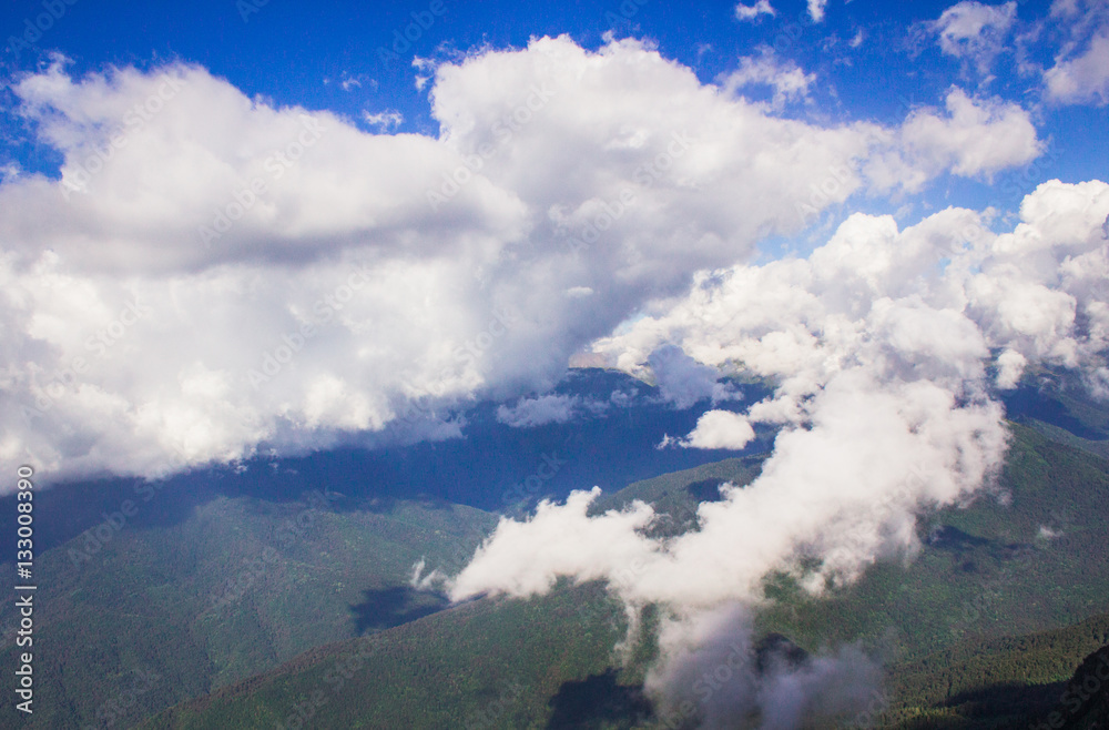 Fototapeta premium Clouds in the mountains