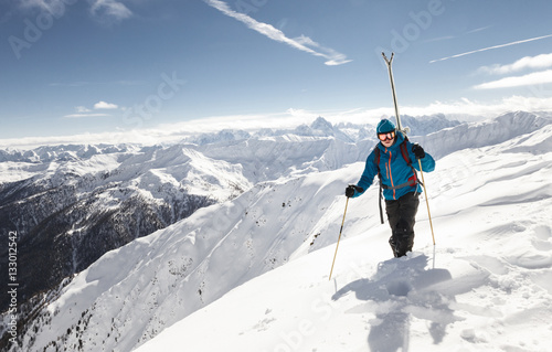 Skitourer looking for ideal ski-run