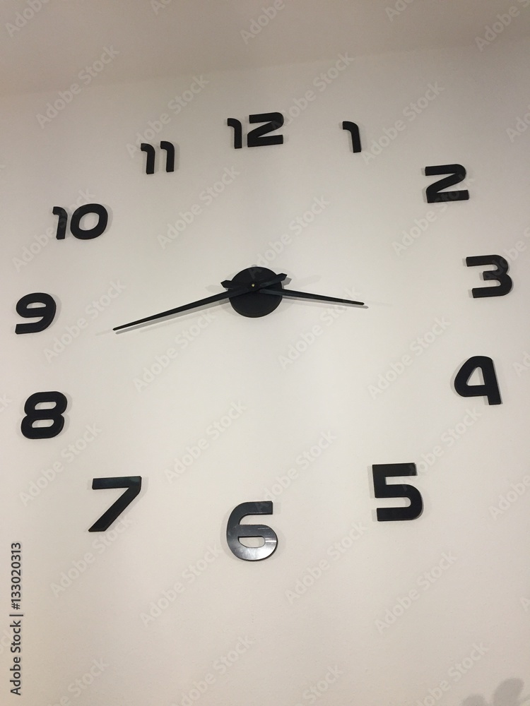 orologio,ore orologio da muro,lancette orologio,ora ore,minuti secondi  Stock Photo