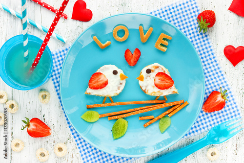 Fototapeta Naklejka Na Ścianę i Meble -  Love birds pancakes - romantic breakfast on Valentines Day