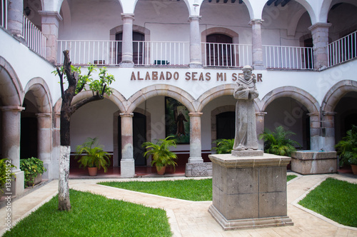 Alabado Seas