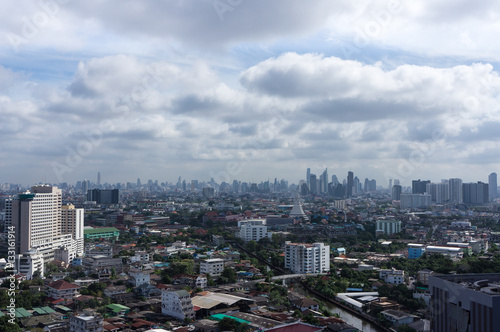 Bangkok's skyline, Thailand, Asia © Suzanne Plumette