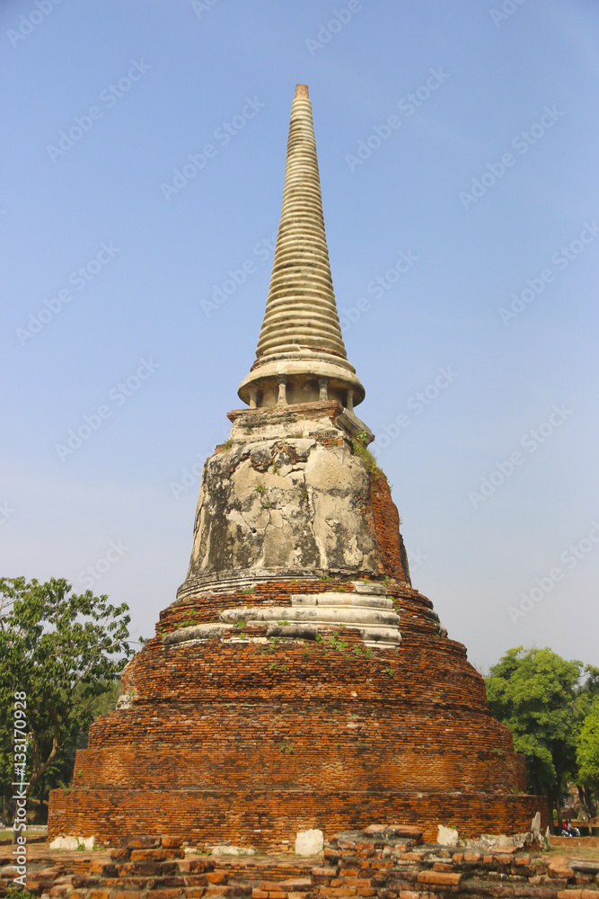 Stock Photo:.Ancient buddha statue at Wat Mahathat Buddhist temp