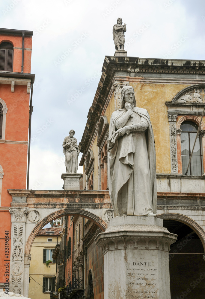 The statue of the famous italian poet Dante Alighieri