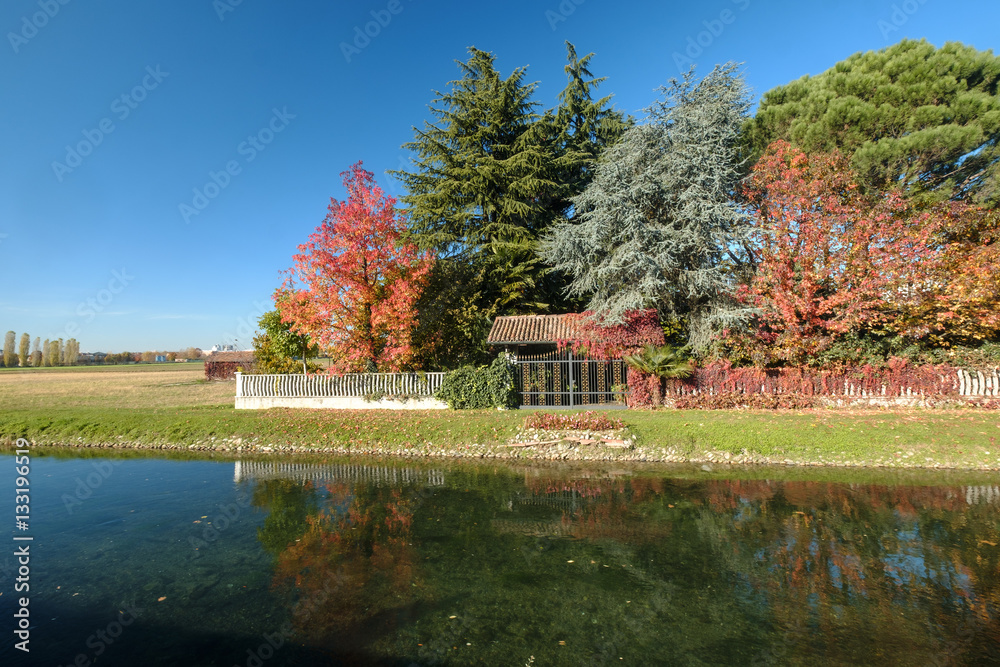 Obraz premium Martesana (Milan, Italy): autumn