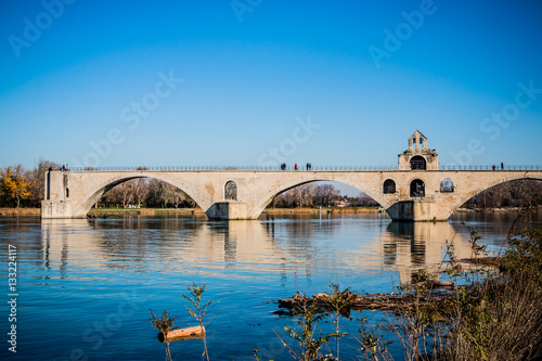 Le Pont d'Avignon, on y danse ! © Gerald Villena