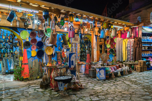 morocco market   © praphab144