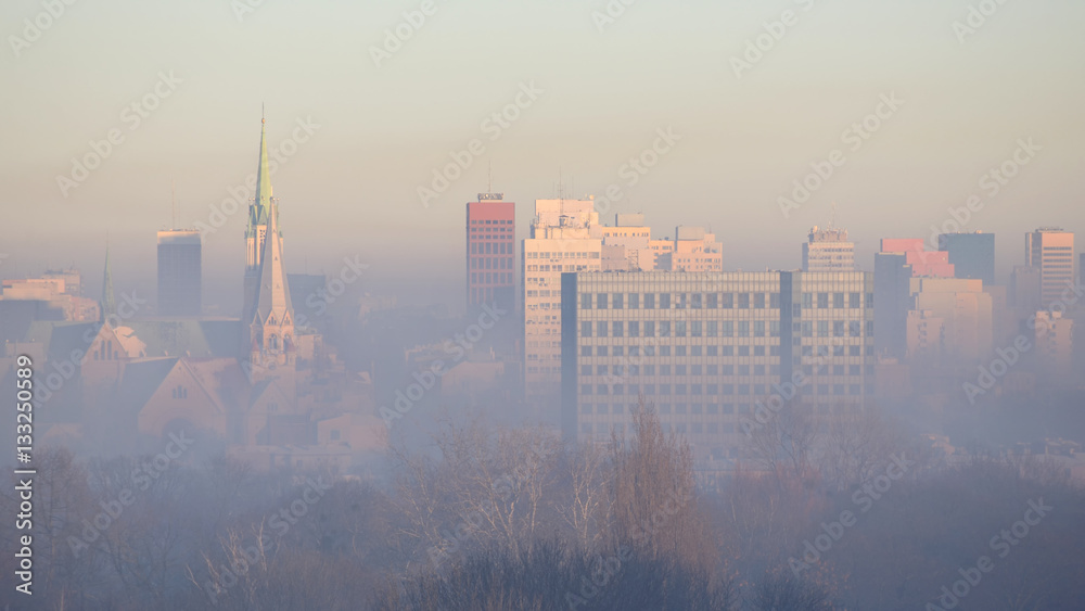 Plakat Łódź w smogu. Polska.