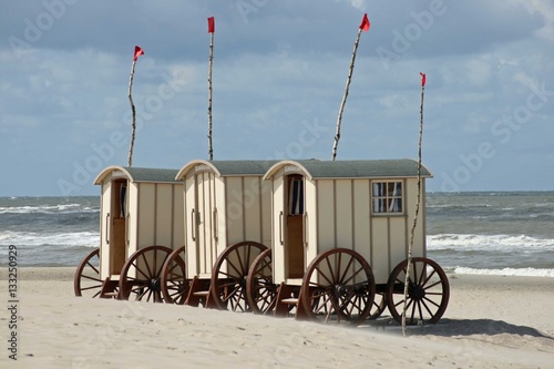 Umkleidekabine bzw- -wagen am Strand von Norderney, Deutschland