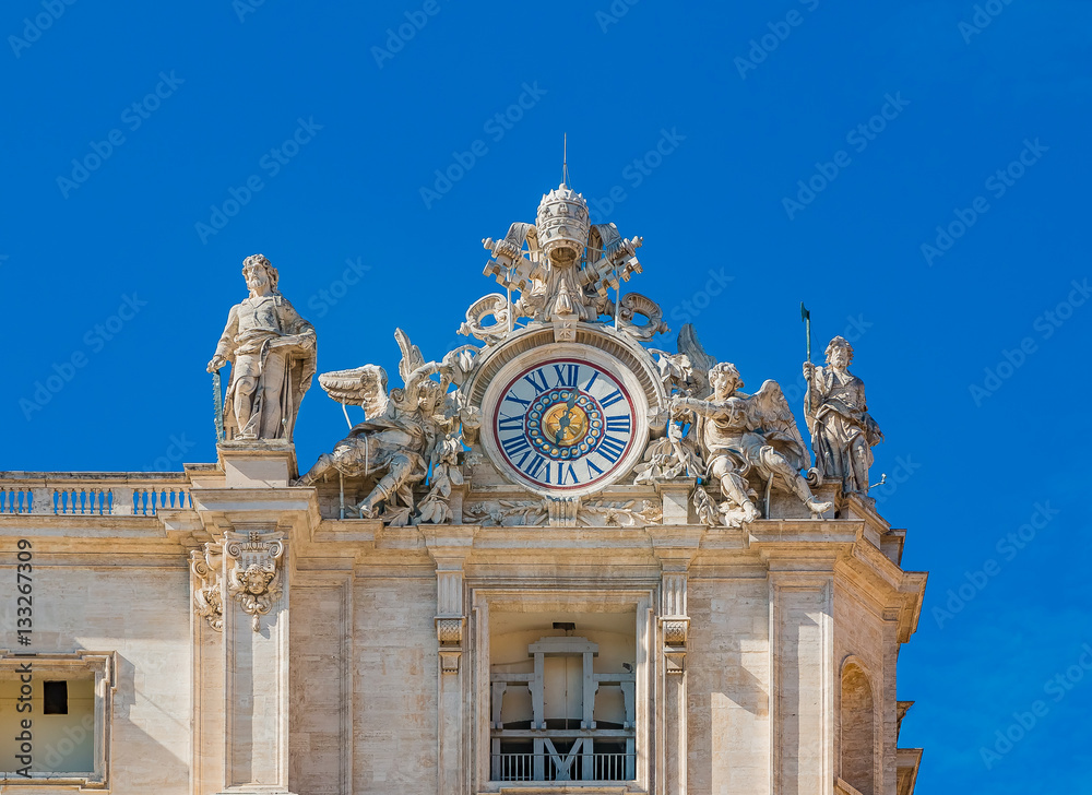 Fototapeta premium Maderno's Clock on Saint Peter's Basilica in Vatican City