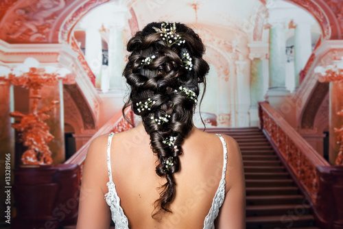 Fototapeta Naturalny romantyczny makijaż i stylizacja na wesele