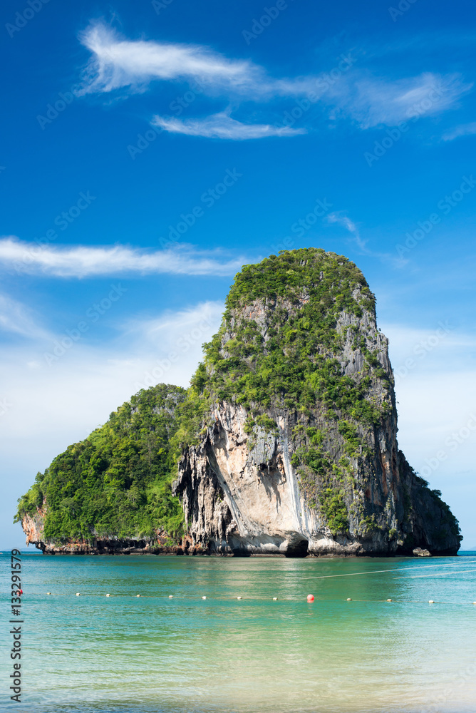Naklejka premium Tham Phra Nang Beach, Krabi, Thailand