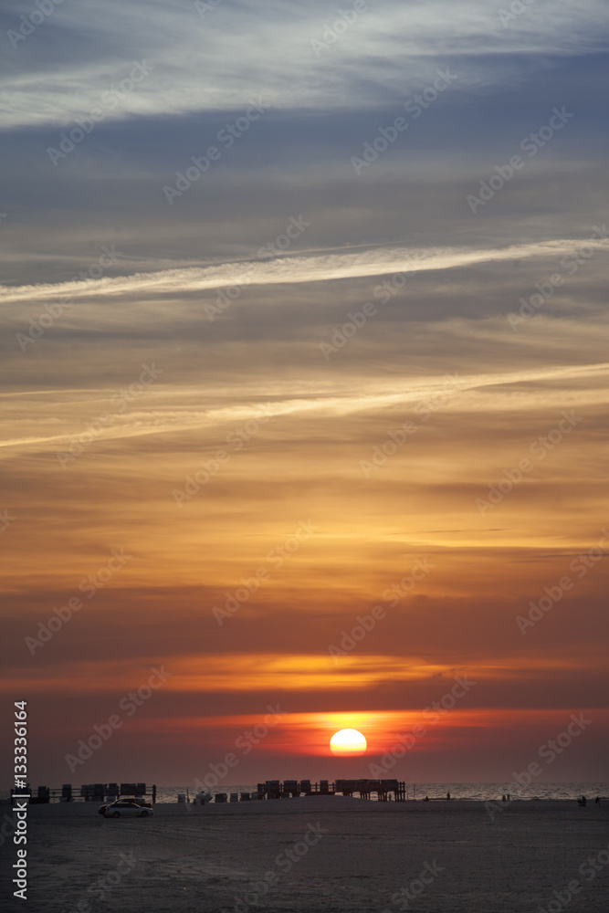 Naklejka premium Sonnenuntergang an der Nordsee