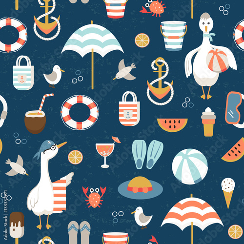 Seamless pattern with summer icons.
