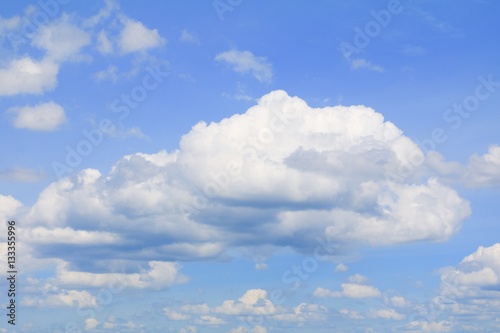 Fototapeta Naklejka Na Ścianę i Meble -  blue sky background with cloud in nature beautiful