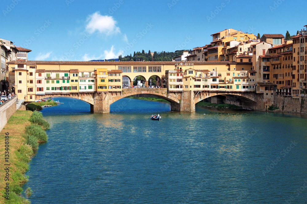Le pont vieux sur l'Arno à Florence
