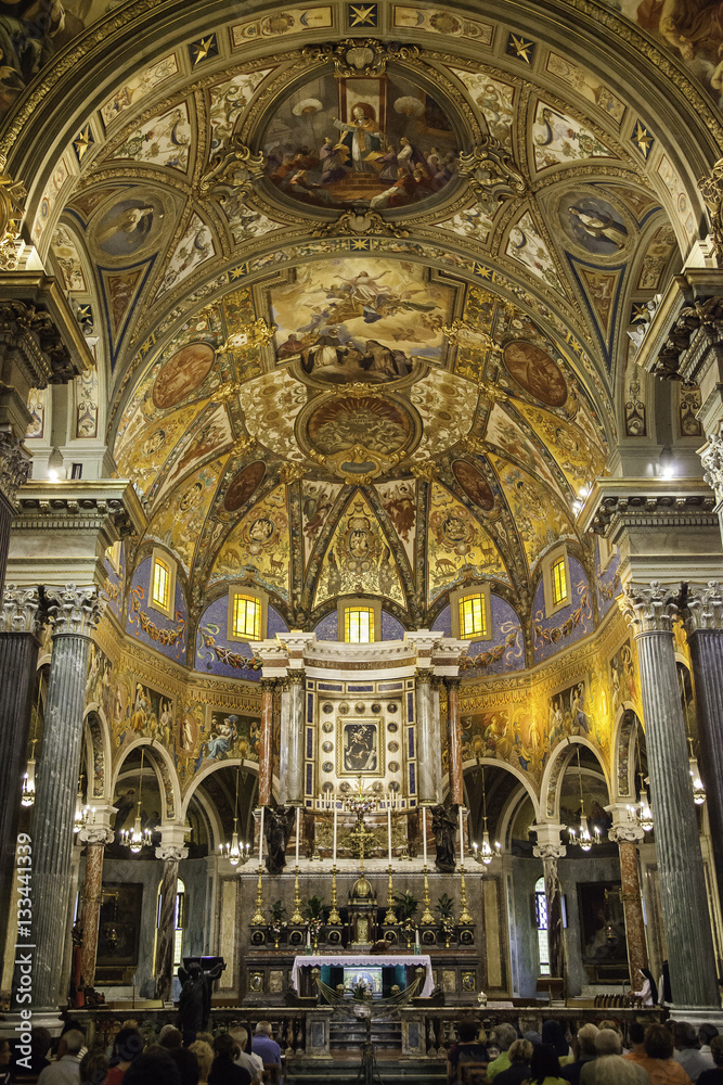 Interieur du sanctuaire de Notre-Dame du Rosaire, Pompéi, Campanie, Italie 