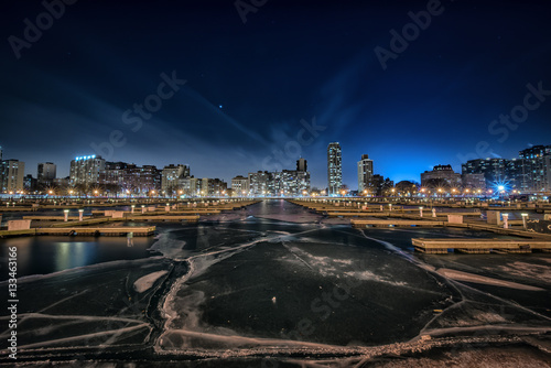 Obraz na płótnie Frozen Over w salonie