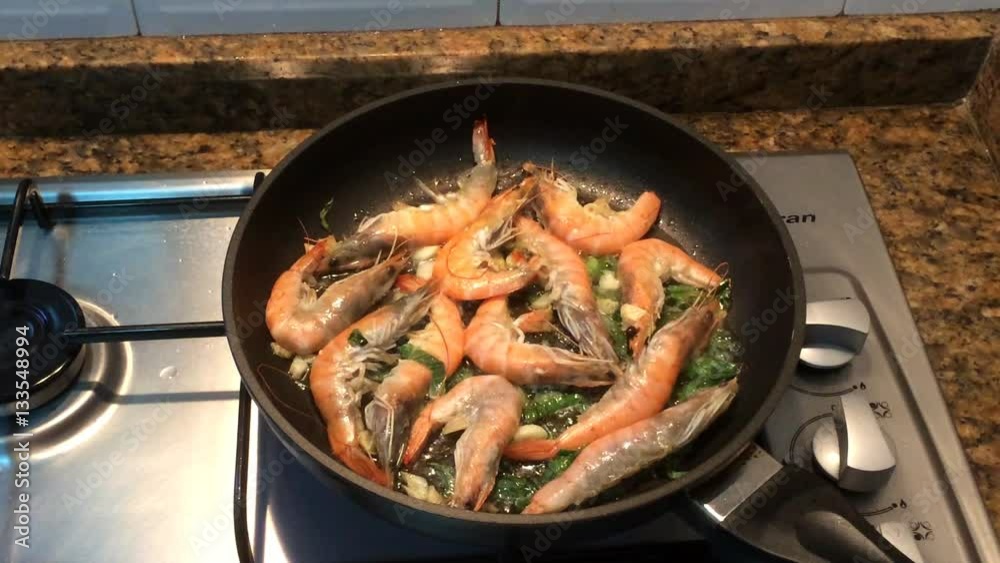 Shrimps in der Pfanne Shrimps in der Pfanne