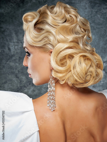 blonde. beautiful evening hairstyle.