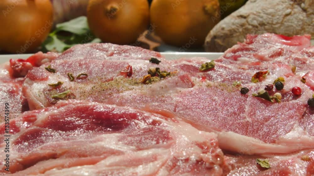 Preparation of a juicy steak with salt and spices