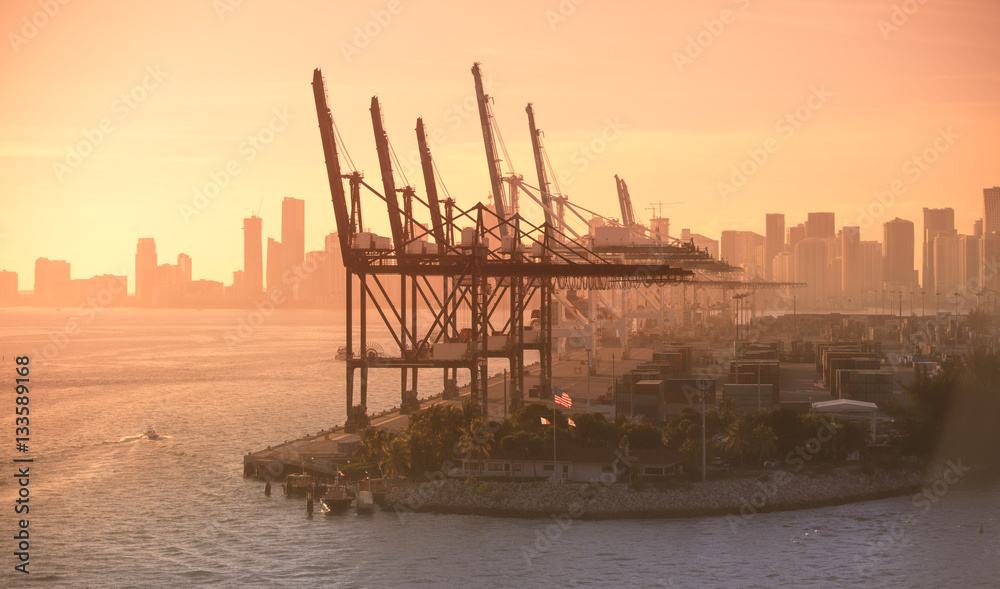 Fototapeta premium port w miami