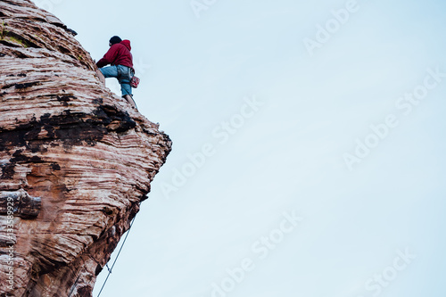 Canvas Print Climbing the red rock canyon