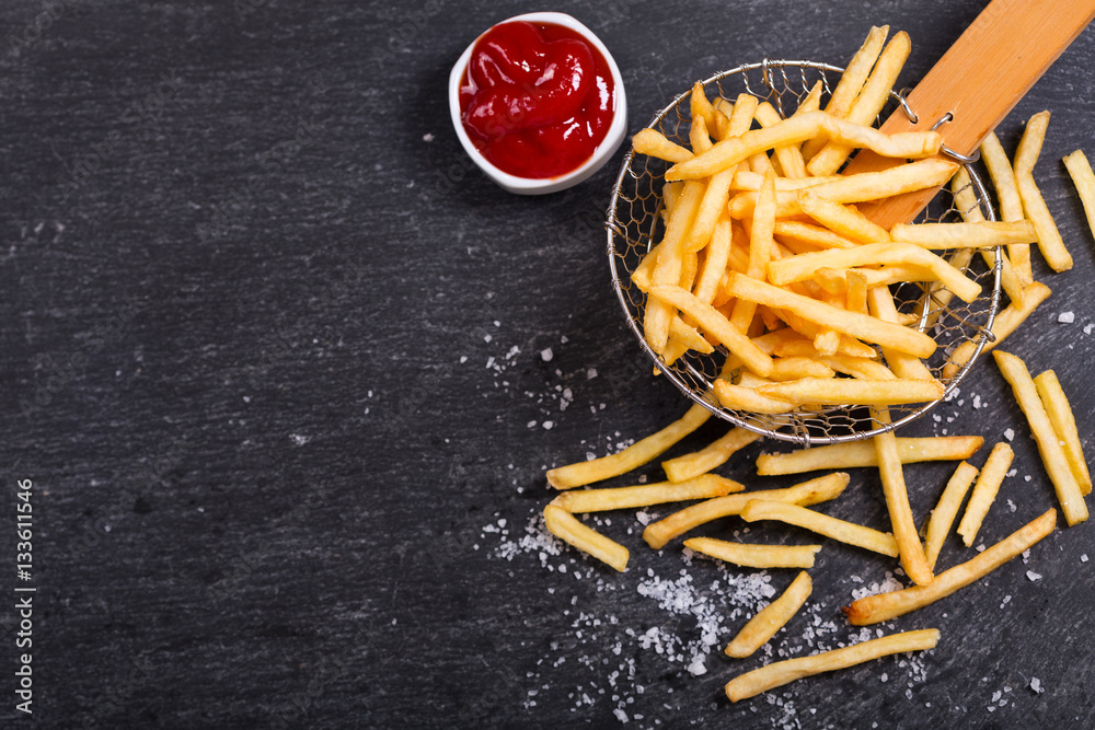 French fries with ketchup - obrazy, fototapety, plakaty 