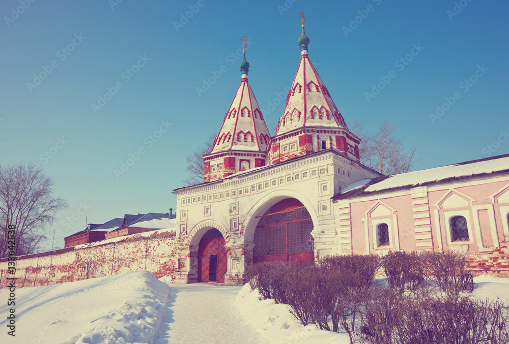 Holy gate of Rizopolozhensky monastery