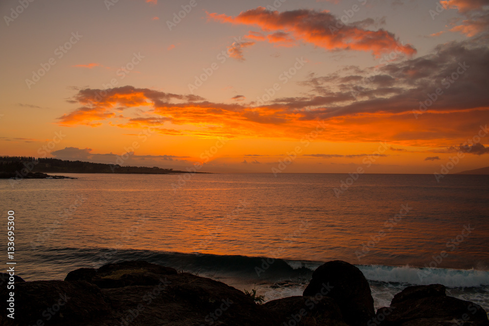 Fototapeta premium sunrise in the sea.