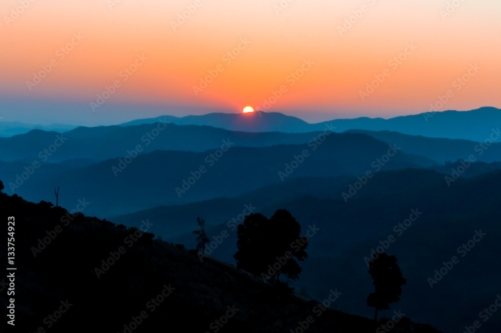 Obraz premium Sunrise on mountain