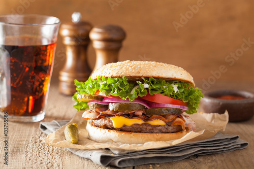bacon cheese burger with pickles tomato onion