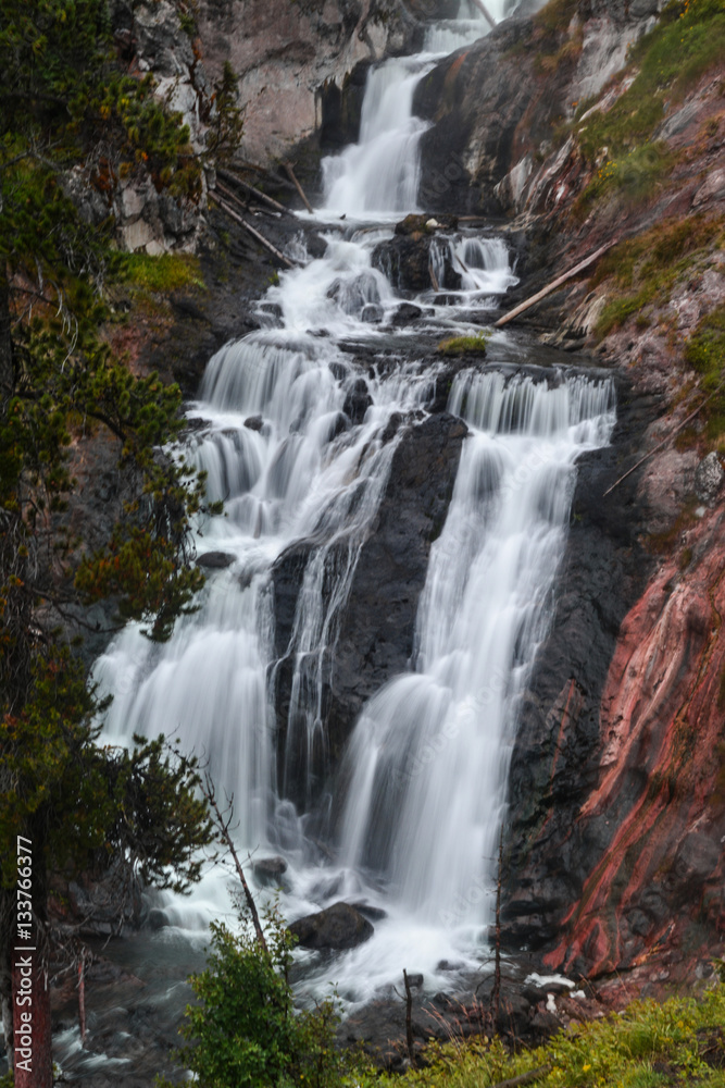 Fototapeta premium Mystic falls, Yellowstone National Park