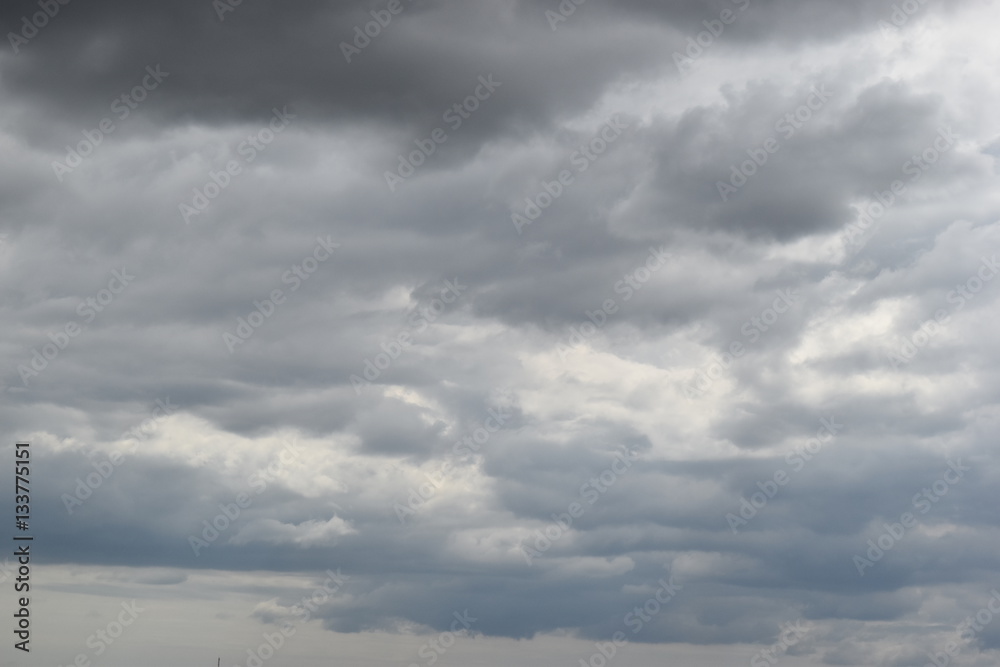 Partly cloudy overcast and rain will fall. Partly cloudy overcast and rain will fall.