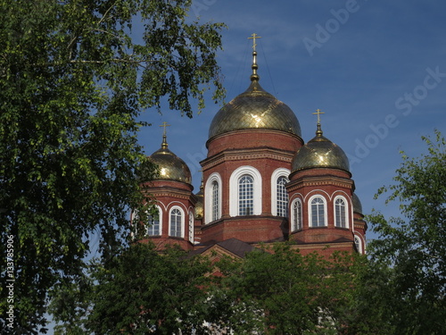 Храм