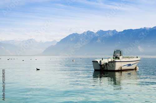 Motor boat in the water of Lake Geneva. Switzerland © Сергей Лабутин