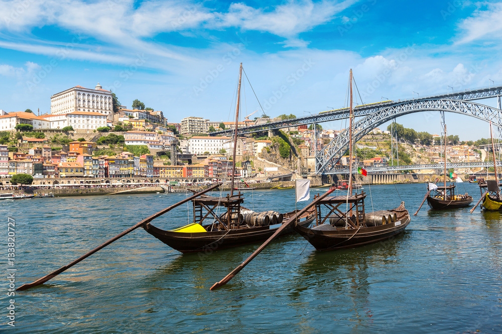 Boats with wine barrelsr in Porto