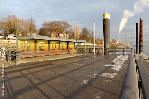 Ponton Fähranleger