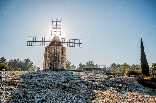 Le moulin Saint-Pierre d'Alphonse Daudet photo