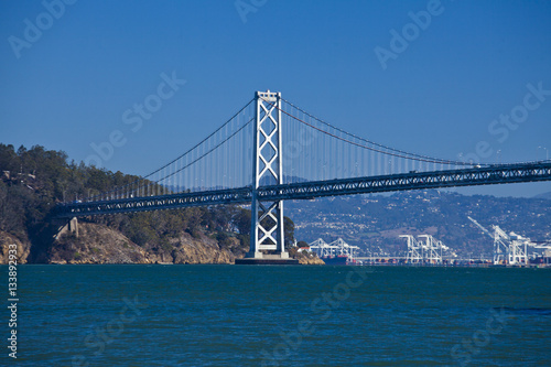 Oakland bridge from pier seven © Nuaestudio