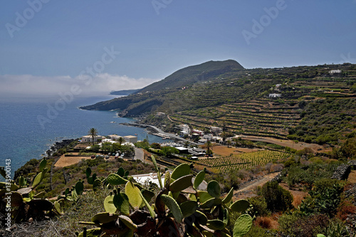 Il villaggio Gadir visto dall'alto, isola di Pantelleria IT