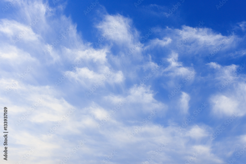 The sky is filled with clouds and fog. The sky is filled with clouds and fog.