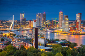 Fototapete Rotterdam Rotterdam zur blauen Stunde  © rudi1976