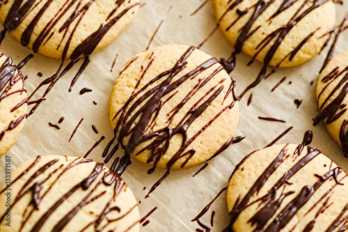 Εκτύπωση καμβά Homemade cookies with a dark chocolate drizzle