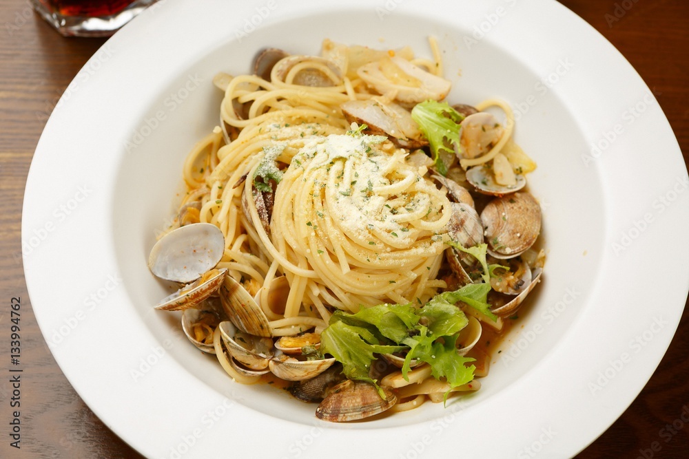 vongole on table vongole on table