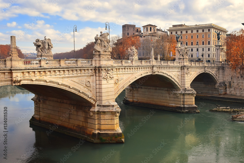 Ponte Vittorio Emanuele II is a bridge, across the Tiber in Rome constructed in1886 by the architect Ennio De Rossi