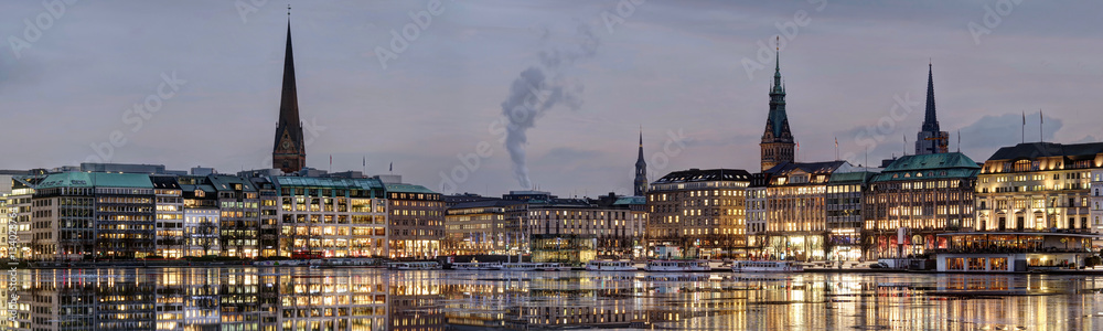 Fototapeta premium Kommerzielle City Hamburg am Abend