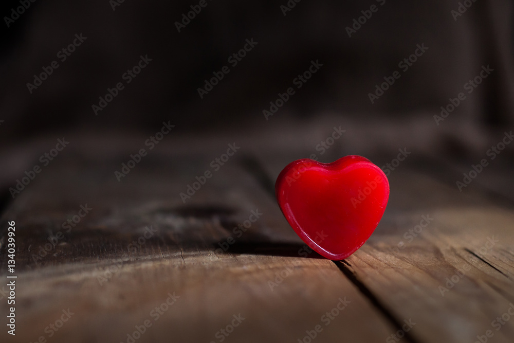 Fototapeta premium red heart on wood
