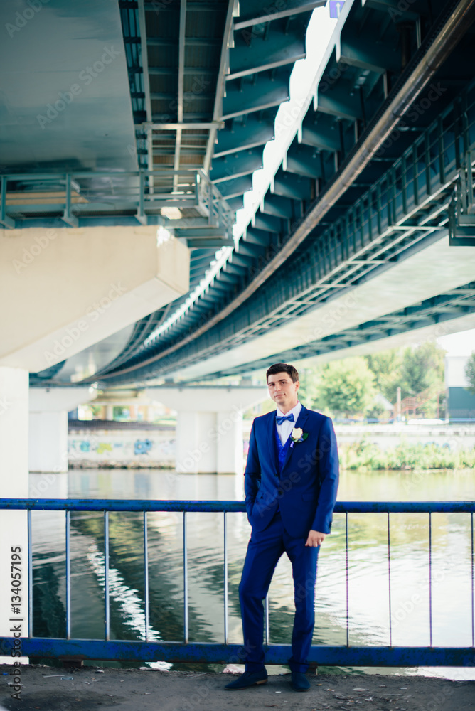 groom under the bridge groom under the bridge