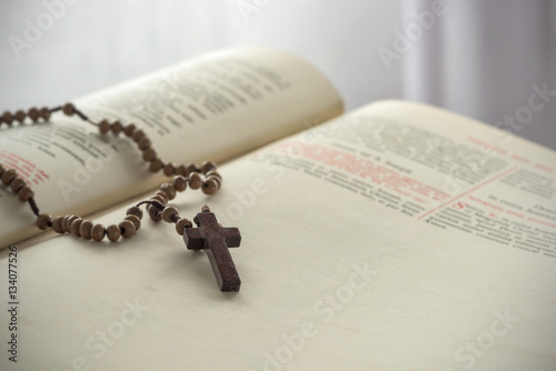 Fotografie Catholic rosary beads and bible